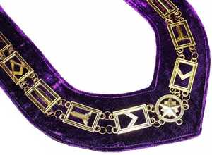 Collier de Maître Maçon à Chaîne en Métal Doré avec Fond Violet, Régalia Maçonnique à Prix Réduit - Product Image 2