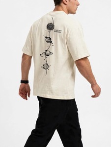 Oneten Apparel T-shirt beige à manches courtes et col rond pour homme, imprimé Space Planet, décontracté - Product Image 5