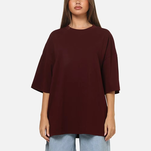 Camiseta estampada de manga corta con cuello redondo para mujer, estilo casual de verano, diseño premium, camiseta personalizada para mujer. - Product Image 1
