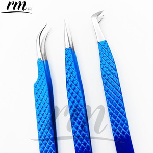 Pince à épiler pour extensions de cils RMI de haute qualité, nouveau style imprimé, courbée, bleu ciel, revêtement poudré, pointe argentée à 90 degrés, instrument de beauté - Product Image 3