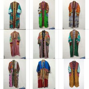 Kimono Japonés Vintage Hecho a Mano, Único, de Seda, para Mujer, con Parches, Largo, Elegante, Suave, Transpirable, para Dormir - Product Image 1