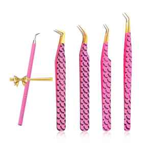 Instrumentos de Belleza Personalizados, Pinzas para Extensión de Pestañas Multicolores Hechas en Pakistán, Pinzas para Volumen Ruso y Aislamiento - Product Image 1