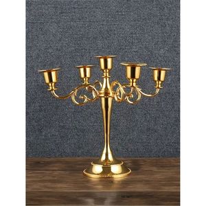 Candelabro Moderno y Elegante de Metal Dorado con 5 Brazos, Portavelas Múltiple, Centro de Mesa para Bodas, Fiestas, Eventos, Decoración de Hoteles - Product Image 1