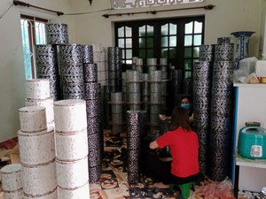 Mesa auxiliar ecológica con incrustaciones de concha, muebles de nácar natural, mesa auxiliar al por mayor de Vietnam para estilos de vida ecológicos - Product Image 4