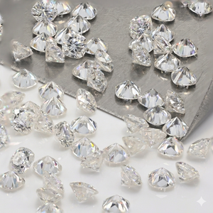เพชรปลอม SHRAMAN DIAMOND 2 มม. ทรงบริลเลียนท์ คัท HPHT/CVD VVS-VS ทรงแอสเชอร์ สี DEF สำหรับทำเครื่องประดับ ขายส่ง - Product Image 1