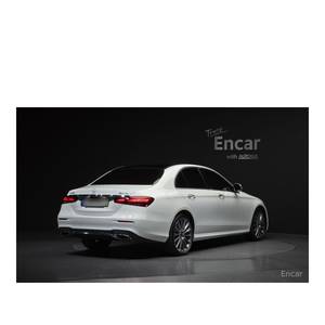 Mercedes-Benz Clase E E350 4MATIC AMG Line, Modelo Abril 2023, 54,875 km, Caja de Cambios Automática, Volante a la Izquierda, Asientos de Cuero, Cámara Trasera - Product Image 2