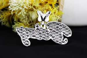 Colgante de Mariposa de Plata 925 de Lujo con Moissanita, Placa con Nombre Personalizada, Joyería Brillante Totalmente Cubierta de Diamantes, Regalo para Mujer - Product Image 2