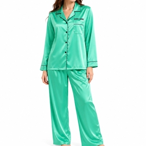 Ensemble de vêtements de nuit à manches longues pour femmes, vêtements décontractés pour la maison, vêtements de détente, tissu doux, fermeture à boutons, ensemble de vêtements de nuit classiques et lisses - Product Image 1