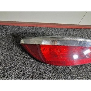 ชุดไฟท้ายซ้ายด้านหลัง สำหรับรถยนต์ BMW ซีรีส์ 5 ปี 2000-2007 มือสอง ของแท้ OEM รหัส 6910767 - Product Image 2