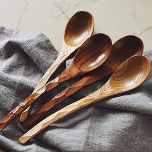 Cuillère en bois écologique, cuillère de cuisine naturelle pour la maison, les restaurants et la restauration, disponible à la vente - Product Image 1