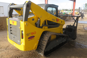 Cargadora Compacta sobre Orugas ST50 2024 con Cabina Cerrada, Máquina de Construcción de Alto Rendimiento - Product Image 4