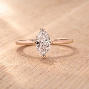 Bague de fiançailles en or massif 10K 14K 18K avec diamant de laboratoire de forme marquise néerlandaise, couleur DEF, clarté VS VVS, certifiée IGI, style cluster - Product Image 3