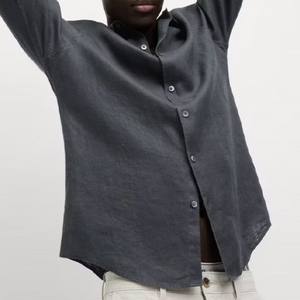 Chemise boutonnée pour homme disponible en gros, entièrement personnalisable, respirante, confortable, très vendue, anti-rides. - Product Image 6