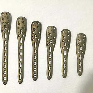 Plaque de blocage proximale de l'humérus en acier inoxydable NDG Phylis 35 mm, implant orthopédique traumatique réutilisable pour chien, système chirurgical 3-10 trous - Product Image 6