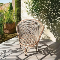 Chaise de salle à manger en rotin moderne au design élégant Fauteuil en rotin écologique pour l'intérieur et l'extérieur Meubles en rotin vente en gros