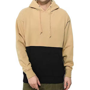 Sudadera con capucha para hombre, estilo color block, en color caqui, negro y con paneles en contraste, corte regular, estilo largo, tipo pullover. - Product Image 1