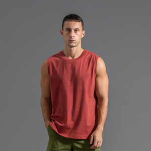 Débardeur décontracté pour homme, rouge uni, col rond, tricoté, sans manches, respirant, coupe classique, style musculaire - Product Image 1