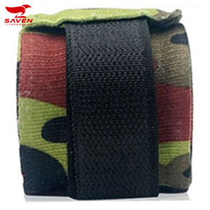 Cómodas vendas de algodón para manos con diseño de cierre seguro y vendas de primera calidad para entrenamiento de boxeo y artes marciales. - Product Image 3