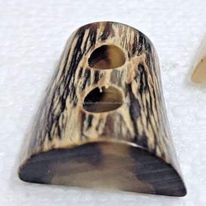 Boutons ronds ovales à 2 trous en corne de buffle naturelle de haute qualité pour jeans, manteaux, vestes en provenance d'Inde - Product Image 6