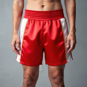Shorts de boxe rouges pour hommes avec empiècements latéraux blancs et bordure dorée, en polyester durable, pour l'entraînement toutes saisons - Product Image 1