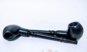 Pipe à herbes en bois faite à la main, forme irrégulière, durable, objet d'art, objet de collection, artisanat naturel - Product Image 3