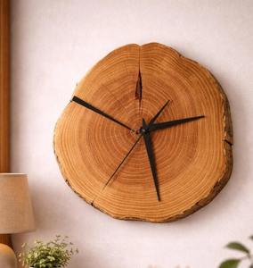 Horloge murale élégante en bois naturel, faite à la main, bord brut, style rustique, pour la décoration de la maison et du bureau - Product Image 4