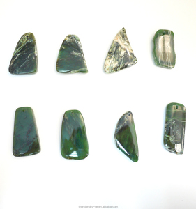 Top Bán Đá Thô Ngọc Xanh Tự Nhiên Ngọc Thô <span class=keywords><strong>Nephrite</strong></span> Thủ Công Mặt Dây Chuyền Bất Thường - Product Image 1