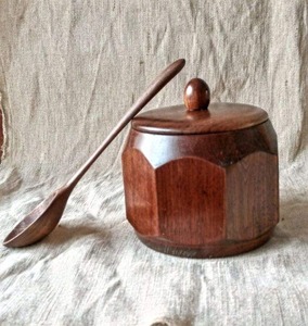 Conteneur à sel et poivre artisanal indien de haute qualité en bois d'acacia, de pin et de mangue, pour la conservation de la fraîcheur - Product Image 6