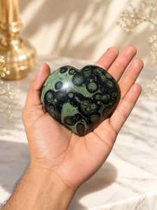 Cœur gonflé en jaspe Kambaba, pierre de cristal naturelle polie, cœur décoratif de guérison pour la décoration intérieure, la méditation, le Reiki, cadeau - Product Image 2