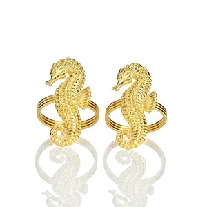 Porta Servilletas de Lujo con Diseño de Caballito de Mar en Dorado Metálico para Decoración de Comedor con Temática de Playa, Elegantes Anillos para Servilletas con Diseño Náutico de Caballito de Mar - Product Image 1