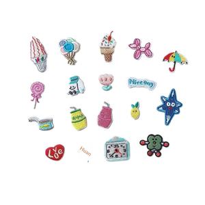 Parches Bordados Personalizados con Logotipo, Termoadhesivos, Lavables, Diseño con Pliegue Final para Reparar Agujeros y Decorar Ropa y Zapatos - Product Image 6