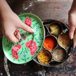 กล่อง Masala แบบอินเดีย,กล่องใส่เครื่องปรุงแบบโบราณพร้อมฝาปิดกล่องใส่เครื่องเทศแบบอินเดียกล่องเครื่องเทศเหล็ก