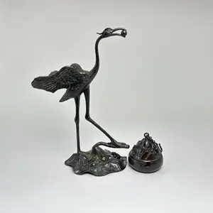 Elegant Religious Metal Incense Burner <b>Bakhoor</b> Designed for Rich <b>Oud</b> Fragrance and Stylish Interior Enhancement - Product Image 5