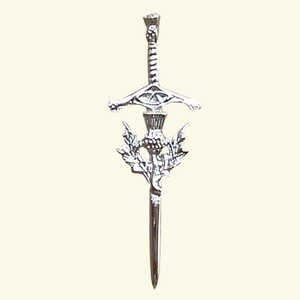 Elegante Pin para Kilt con Diseño de Espada de León Rampante de Andrew, Hebilla de Cobre con Espiga y Cabeza de Ciervo en Espiral Estilo Nudo - Product Image 2