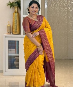 Sari Banarasi Amarillo con Borde Marrón, Prenda Informal para Mujer, Largo hasta el Suelo, Sin Arrugas, de Secado Rápido, 85169 TWT 1095 - Product Image 1