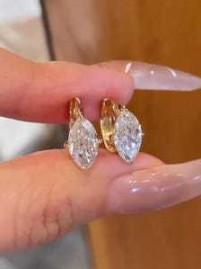 Pendientes de Diamantes Cultivados en Laboratorio Marquise 4.00 CTW |   Aros de Oro - Product Image 4