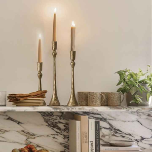 Ensemble de 3 bougeoirs en laiton de luxe, porte-bougies coniques, décoration d'intérieur, centre de table de mariage, design métallique durable, au meilleur prix - Product Image 4