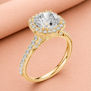 Bague de fiançailles en or jaune 14 carats plaqué rhodium avec diamant de laboratoire, pierre centrale taille coussin éblouissante, halo étincelant, certifiée IGI - Product Image 2