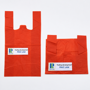 Bolsas de Plástico Rojas de LDPE Phuc Lam para Camisetas con Logotipo Serigrafiado, Reutilizables, con Asa Tipo Camiseta, para Compras y Negocios - Product Image 1