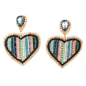 ต่างหูทำมือประดับลูกปัดหลากสีสไตล์โบฮีเมียน ต่างหูห้อยระย้าสำหรับฤดูร้อน เครื่องประดับชายหาด ของขวัญ ต่างหูเม็ดสีฟ้าทำมือ - Product Image 1