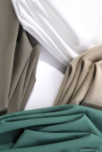 T-shirt décontracté d'été à col rond en coton 220 GSM à séchage rapide, couleur unie, coupe ample, OEM - Product Image 5