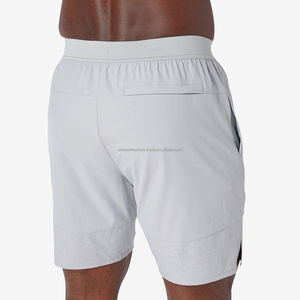 กางเกงขาสั้นลำลองผู้ชาย ดีไซน์ทันสมัย พร้อมกระเป๋าคุณภาพสูง ตัดเย็บด้วยผ้าคุณภาพดี มีกระเป๋าข้างและกระเป๋าหลัง - Product Image 2