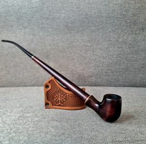 Pipa de Fumar de Madera Roja Hecha a Mano, con Patrón Clásico Tradicional de Lujo, Grabada, de Alta Calidad y Ecológica, para Uso Personal - Product Image 3