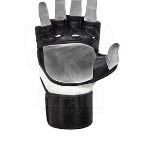 Équipement d'arts martiaux fabriqué dans les meilleurs matériaux, gants de MMA personnalisés selon votre propre design. - Product Image 4