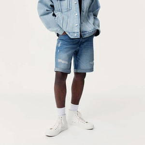 Shorts en jean cargo oversize pour hommes, coupe ample, délavé à l'acide, taille haute, vierges, personnalisables avec logo du fabricant, pour la vente en gros, style streetwear, 100% denim - Product Image 4
