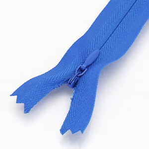 Couleurs personnalisées 3 #   Fermeture éclair invisible en plastique à extrémité fermée pour robes de mariée, maillots de bain, oreillers, accessoires vestimentaires, textiles de maison - Product Image 4