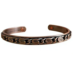 Brazalete Abierto Magnético de Cobre Puro con Grabado de Llave Griega, Joyería Metálica de Moda con Diseño Exquisito - Product Image 4
