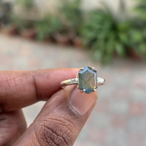 Handmade <b>Ring</b> Hexagon Shaped Meditation All Sizes Wholesale Supplier <b>Labradorite</b> 925 Sterling Silver Gemstone <b>Ring</b> - Product Image 1