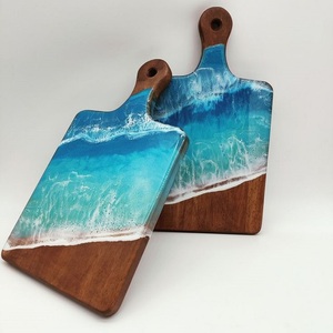 Planche à fromage en bois et résine avec logo personnalisé, nouveau design, dernier modèle, pour la décoration de bureaux, de fêtes et de restaurants, et comme vaisselle de table. - Product Image 2