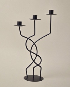 Porte-bougie décoratif en fer doré pour une décoration romantique de table à dîner, vente en gros - Product Image 3